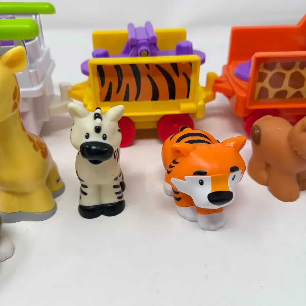 Fisher-Price Little People Musical Zoo Train 3 Cars 8 Animals Working Sounds